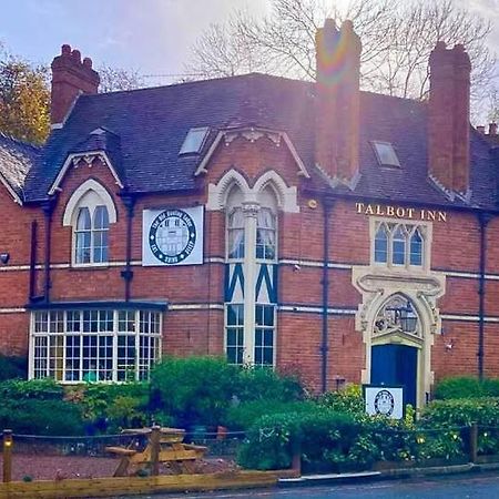 The Old Hunting Lodge At The Talbot Inn Tenbury Exterior photo