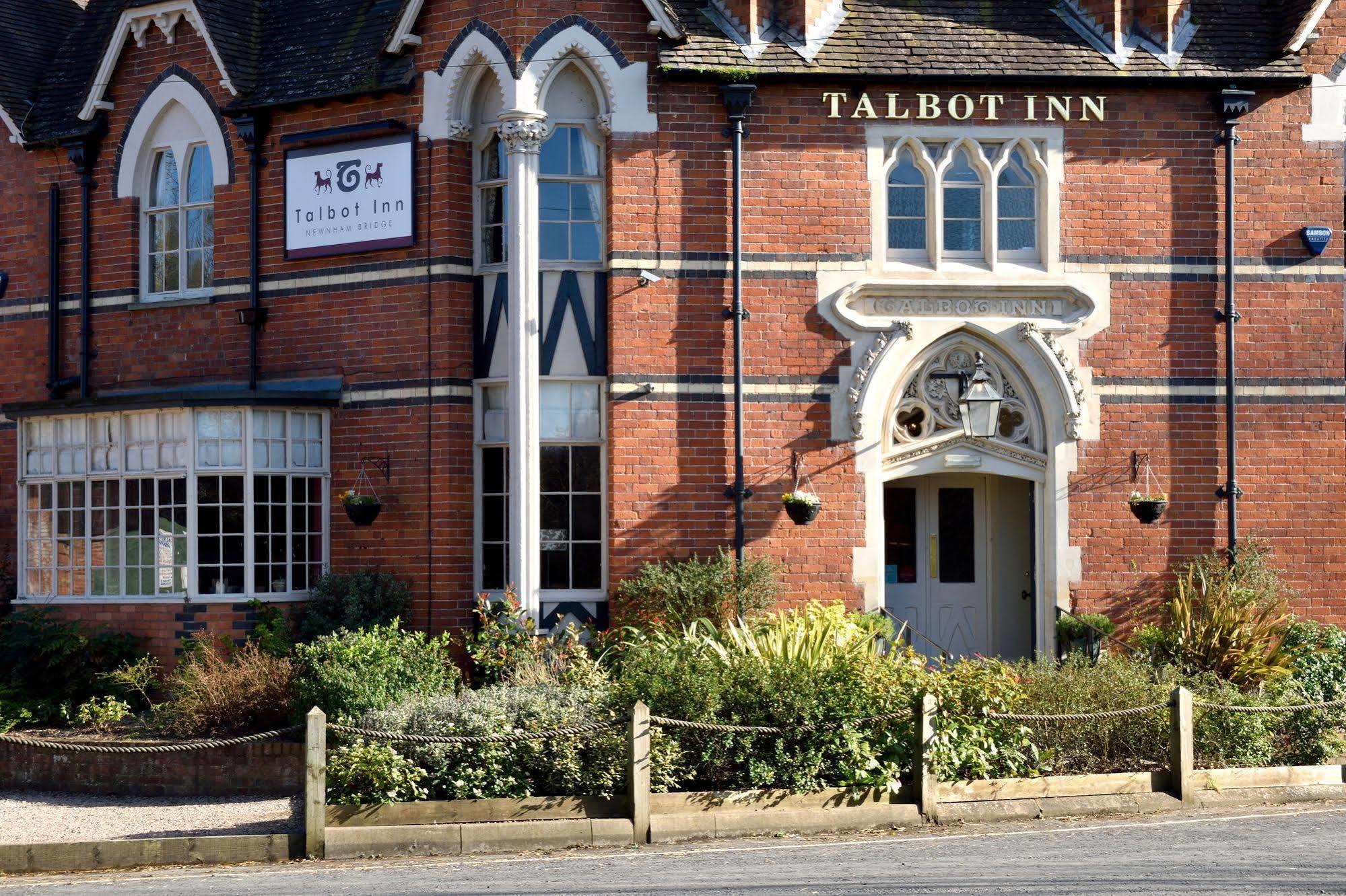 The Old Hunting Lodge At The Talbot Inn Tenbury Exterior photo