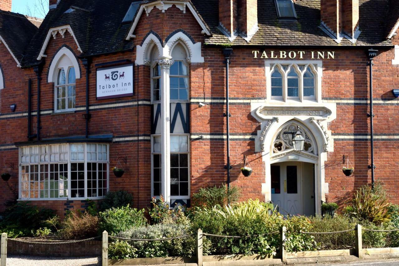 The Old Hunting Lodge At The Talbot Inn Tenbury Exterior photo